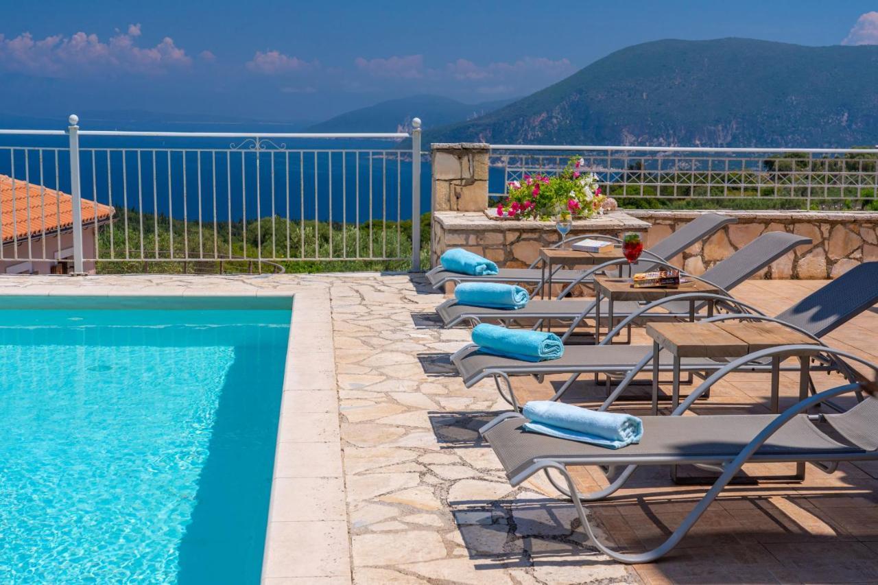 Guiscardos Luxury Villa Fiskardo Exterior photo